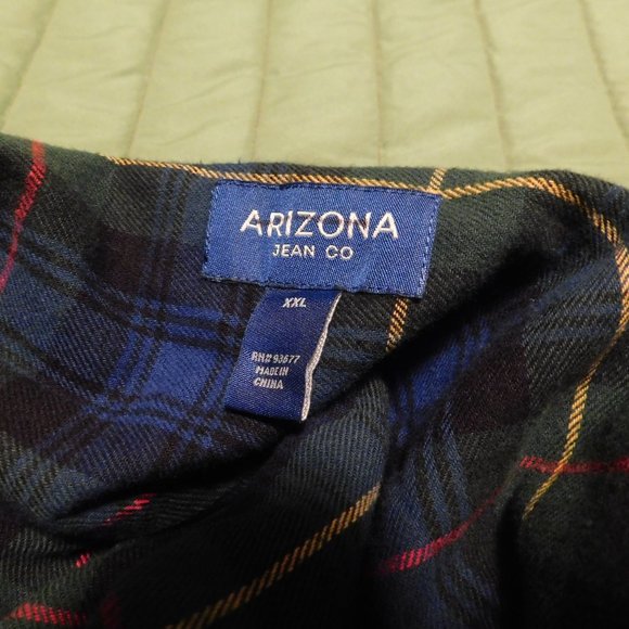 Flannel tartan plaid button down NWT - Picture 7 of 8